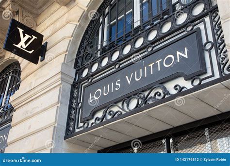 louis vuitton usine en france|louis vuitton factory outlet.